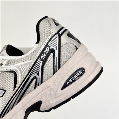 Кроссовки nb