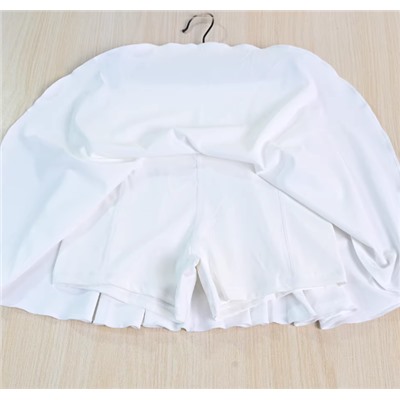 Женская белая короткая юбка