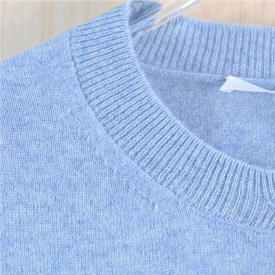 Лёгкий шерстяной кардиган с вышитым сердцем