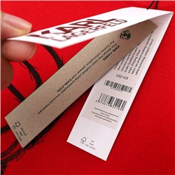 Kar*l Lagerfel*d 🐈‍⬛ экспорт! Утепляемся к осени ☔️ женский трикотажный свитер, достаточно плотный. Стильный мультяшный принт. Цена на оф сайте выше 40 000