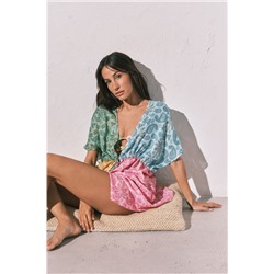 Túnica corta abierta estampado multicolor