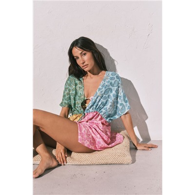 Túnica corta abierta estampado multicolor