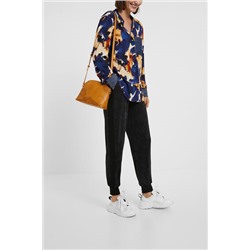 Blusa manga larga cuello pico