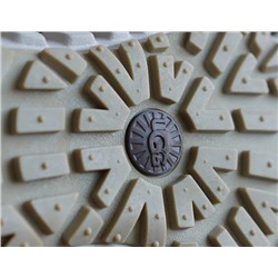 UG*G   ♥️  трендовая женская обувь 2024✔️ первый слой из воловьей кожи, подошва Eva с амортизирующими свойствами, высота платформы ~ 5см; отшиты на фабрике из остатков оригильной ткани бренда✔️ Цена на оф сайте 18 000