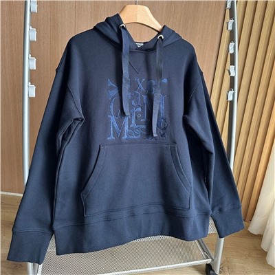 Женское худи  с вышивкой  Макс Мар*а