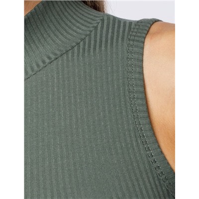 Топ из трикотажа в широкий рубчик