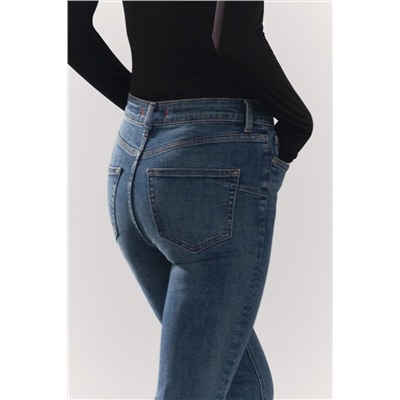 ZW COLLECTION BOOTCUT MID-RISE CONTOUR JEANS