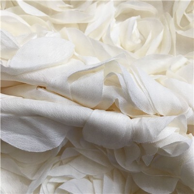 Женская длинная юбка с объемными розами