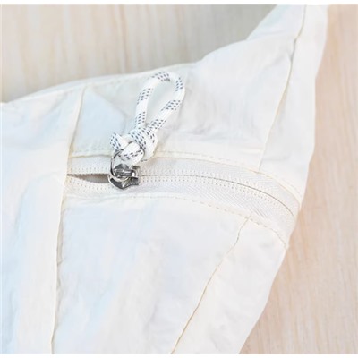 Простая и стильная лёгкая нейлоновая сумка ЛУЛУЛЕМО*Н