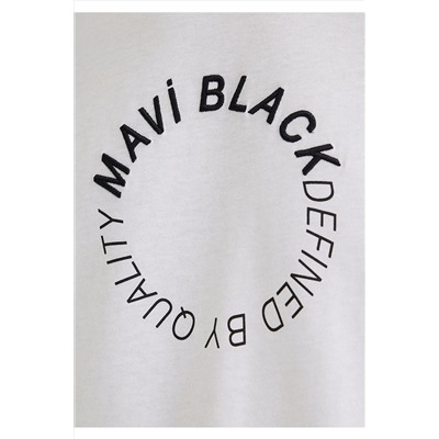 Mavi Black Baskılı Beyaz Tişört Regular Fit / Normal Kesim 0612406-620