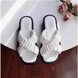 Летние сандалии для женщин на плоской подошве (экспорт в Россию)