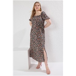 Trendyol Curve Çok Renkli Balon Kol Kare Yaka Yırtmaçlı Midi Dokuma Büyük Beden Elbise TBBSS25AH00098