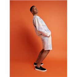 Sweatshorts in Batik-Optik