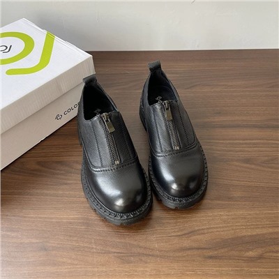 Женские кожаные туфли