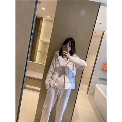 Жилет пух 90 /10 перо распродажа