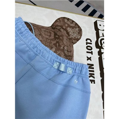 Спортивный костюм Nik*e x Drak*e Noct*a из линейки Tec*h Fleec*e