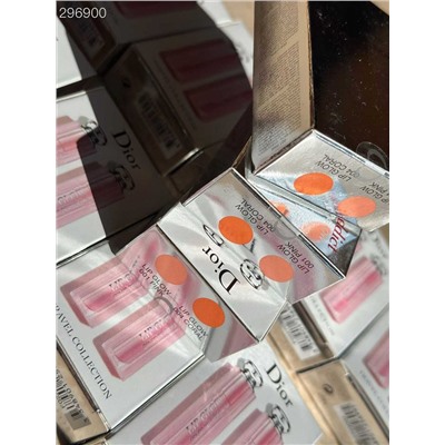 Гигиениская помада, бальзам для губ от  ДИО*Р