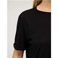 Черная футболка "Мережка"