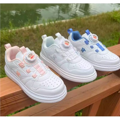 Кроссовки детские