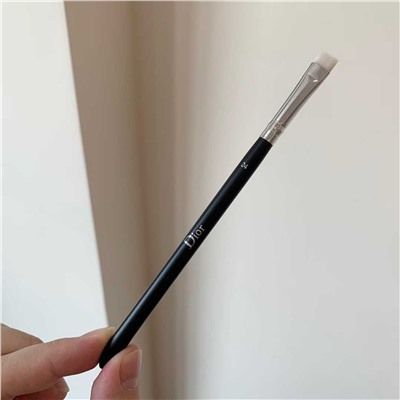 Косметичка с кисточками для макияжа  DIO*R