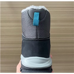 Зимние  ботинки для мальчика