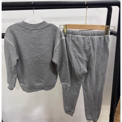 Спортивный костюм для мальчиков. Экспорт