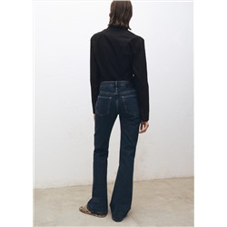 Jeans flare tiro alto