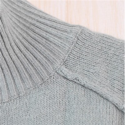 Женский свитер Н*М