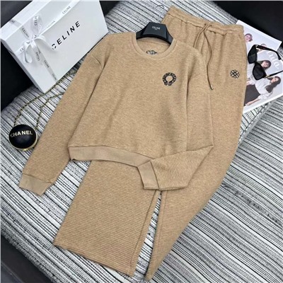 Распродажа костюм