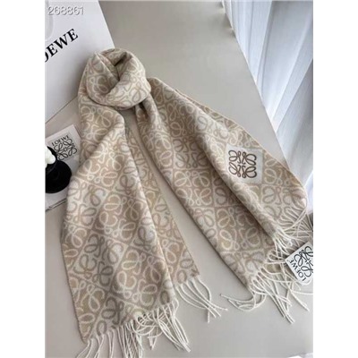 Шарф  ЛОЕВ*Е 💛 (Эта модель изготовлена по индивидуальному заказу для витрины прилавка в Барселоне!)