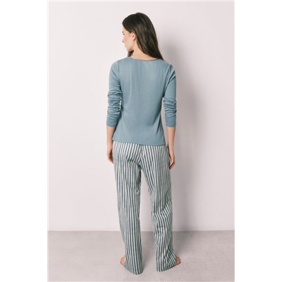 Pijama largo verde estampado rayas