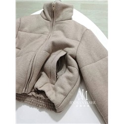 Женская куртка с вязаной фактурой