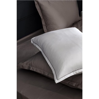 Laila King Size %100 Pamuk Nakışlı Saten Nevresim Takımı - Beyaz