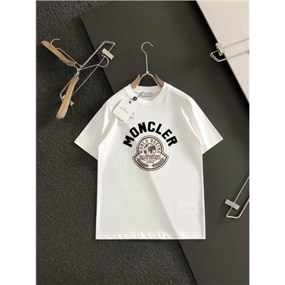 Распродажа мужская футболка