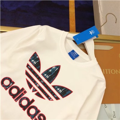 Костюм   на девочку