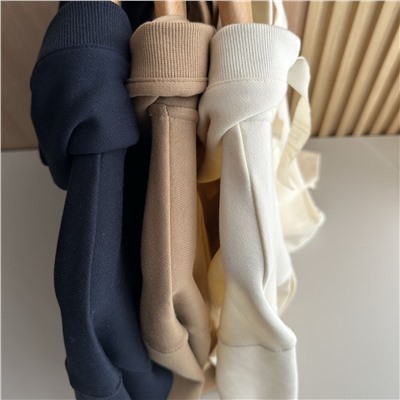 Женское худи  с вышивкой  Макс Мар*а