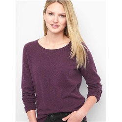 Cashmere crew sweater