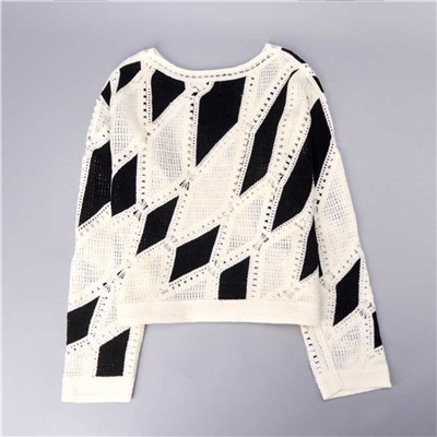 Женский свитер в стиле Chane*l