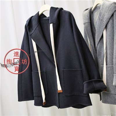 Женское шерстяное пальто  МО*КО