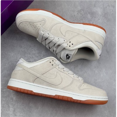 Nike SB Dunk Low PRO B