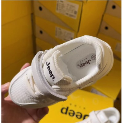 Кроссовки ДЖИ*П