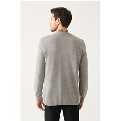 Gri Bisiklet Yaka Önü Dokulu Regular Fit Triko Kazak