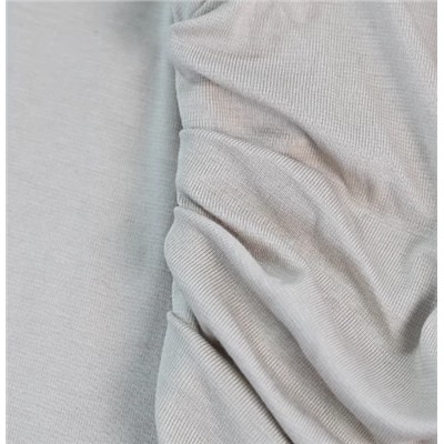 Женская асимметричная трикотажная футболка МО*КО