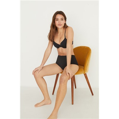 BEAUTIFUL Sujetador relleno microfibra negro