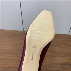 Лаконичные туфли-лодочки  ЗЕ РО*У