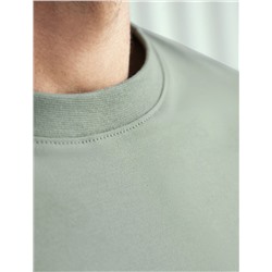 Футболка из премиального хлопка с авторским принтом