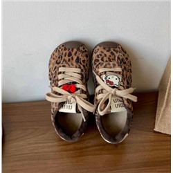 Осенние кроссовки для девочек. Тренд 2026