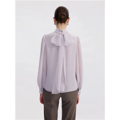 Элегантная, нежная блузка с длинными лентами на горловине