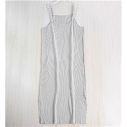 Стильное повседневное платье свободного кроя с подтяжками