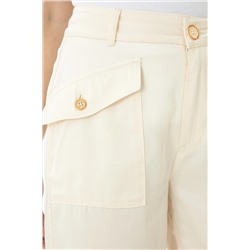 Kadın Krem Dokuma Şort